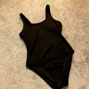 Victoria’s Secret one-piece scoop neck swimsuit, black, size S
